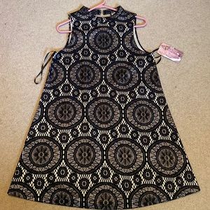 Black and silver patterned sleeveless dress